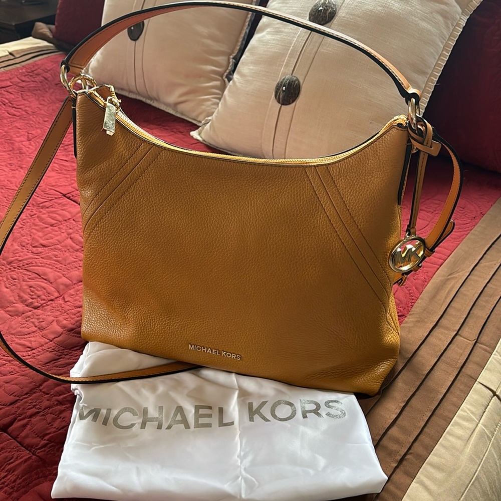 Michael Kors Medium Top Zip Tote with gold hardware